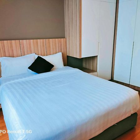 Vortex Suites Near By Klcc Куала-Лумпур Екстер'єр фото